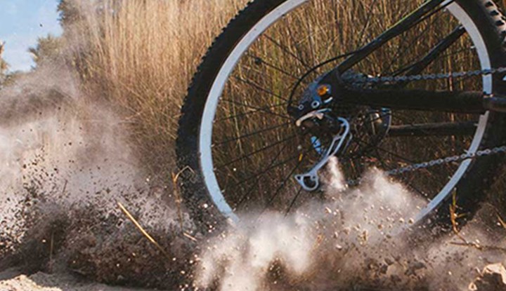 Bicycle breaking in sand